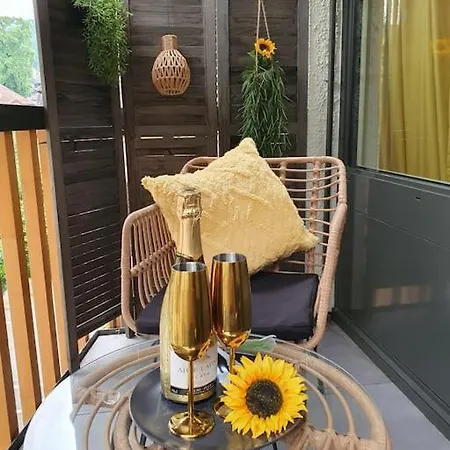 Apartment Romantisches In Der Yellow Lucerne